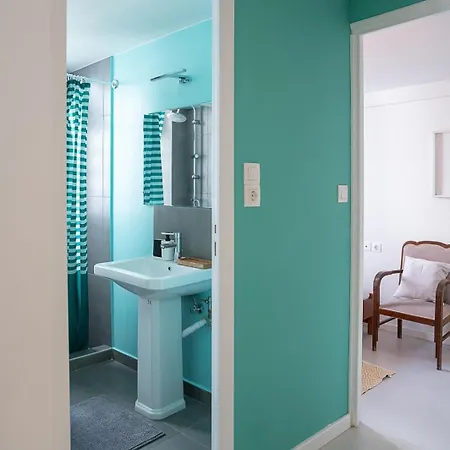 Athenian Cypress House, Maisonette *